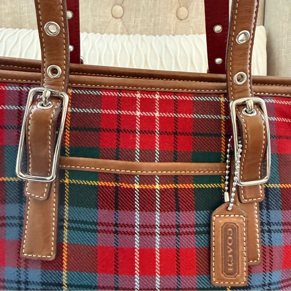 Coach Hamptons Tartan Plaid Wool Tote - Red Holiday Archive (2002) Vintage - Picture 4 of 11